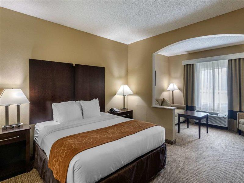 Comfort - Plano West 3*