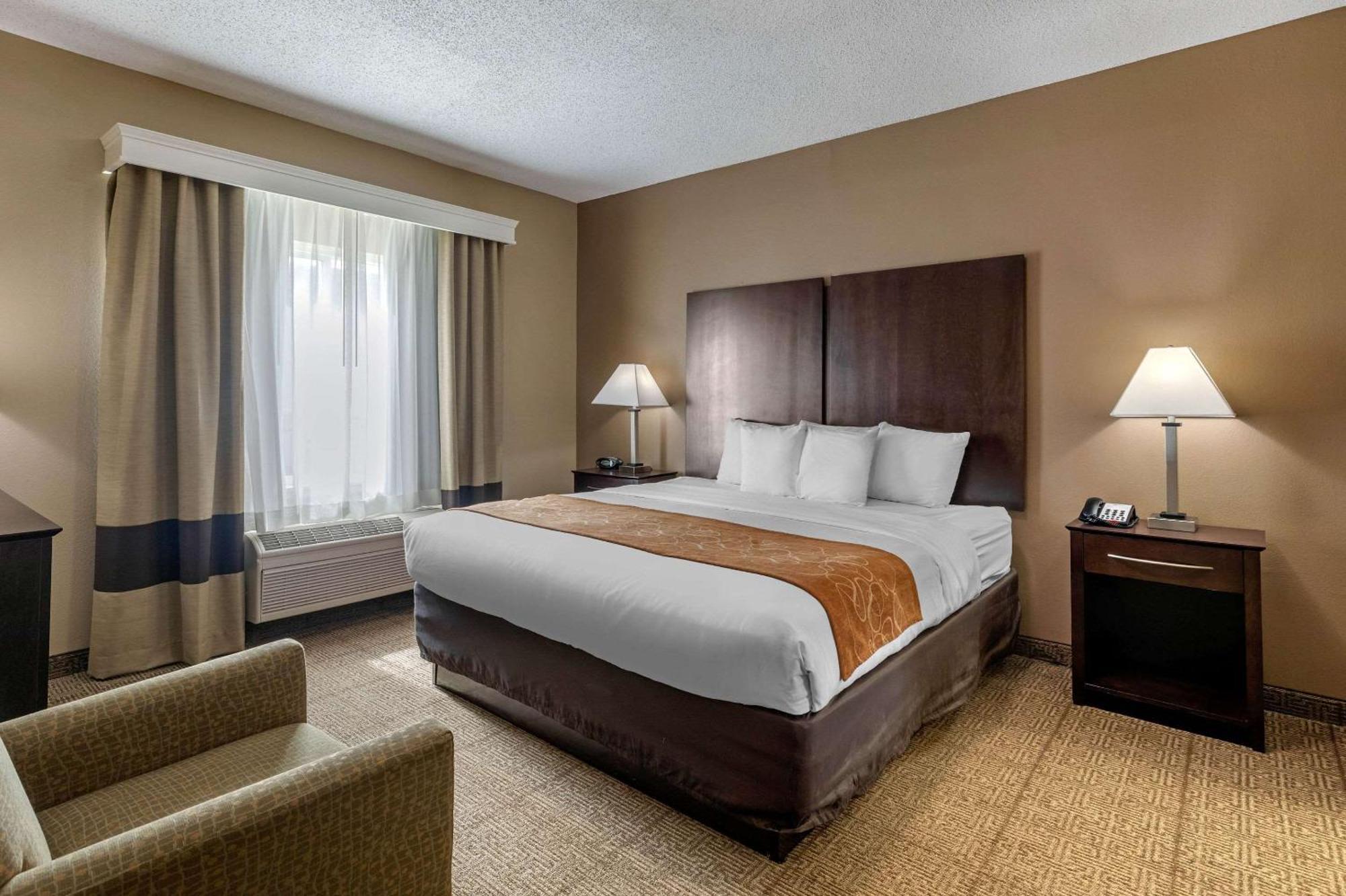 Hotel Comfort - Plano West