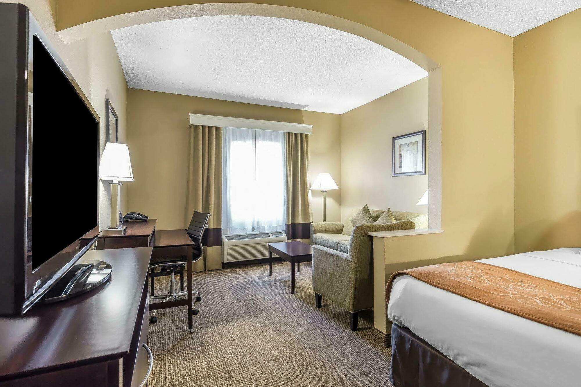 Hotel Comfort - Plano West
