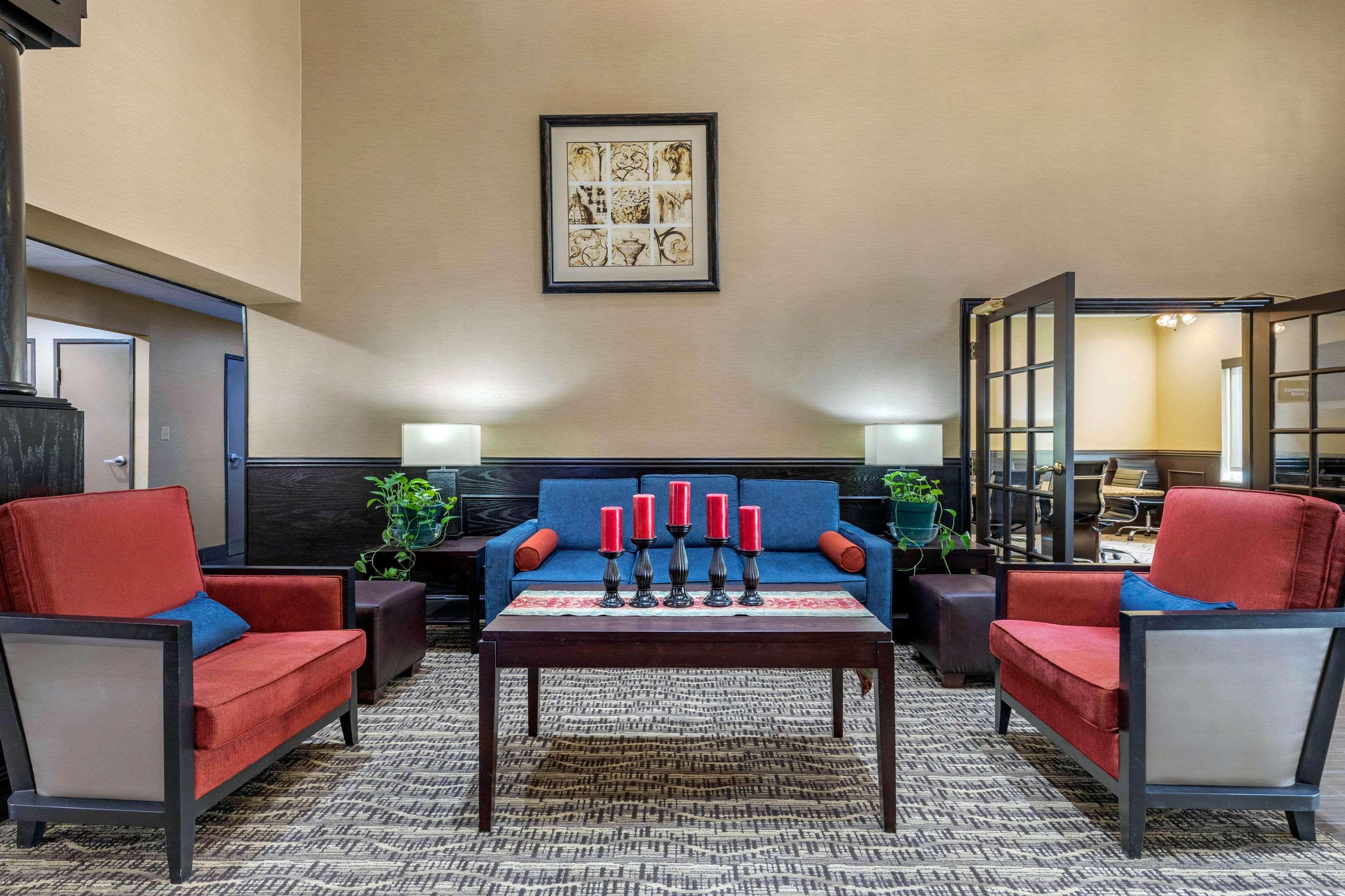 Comfort - Plano West Hotel