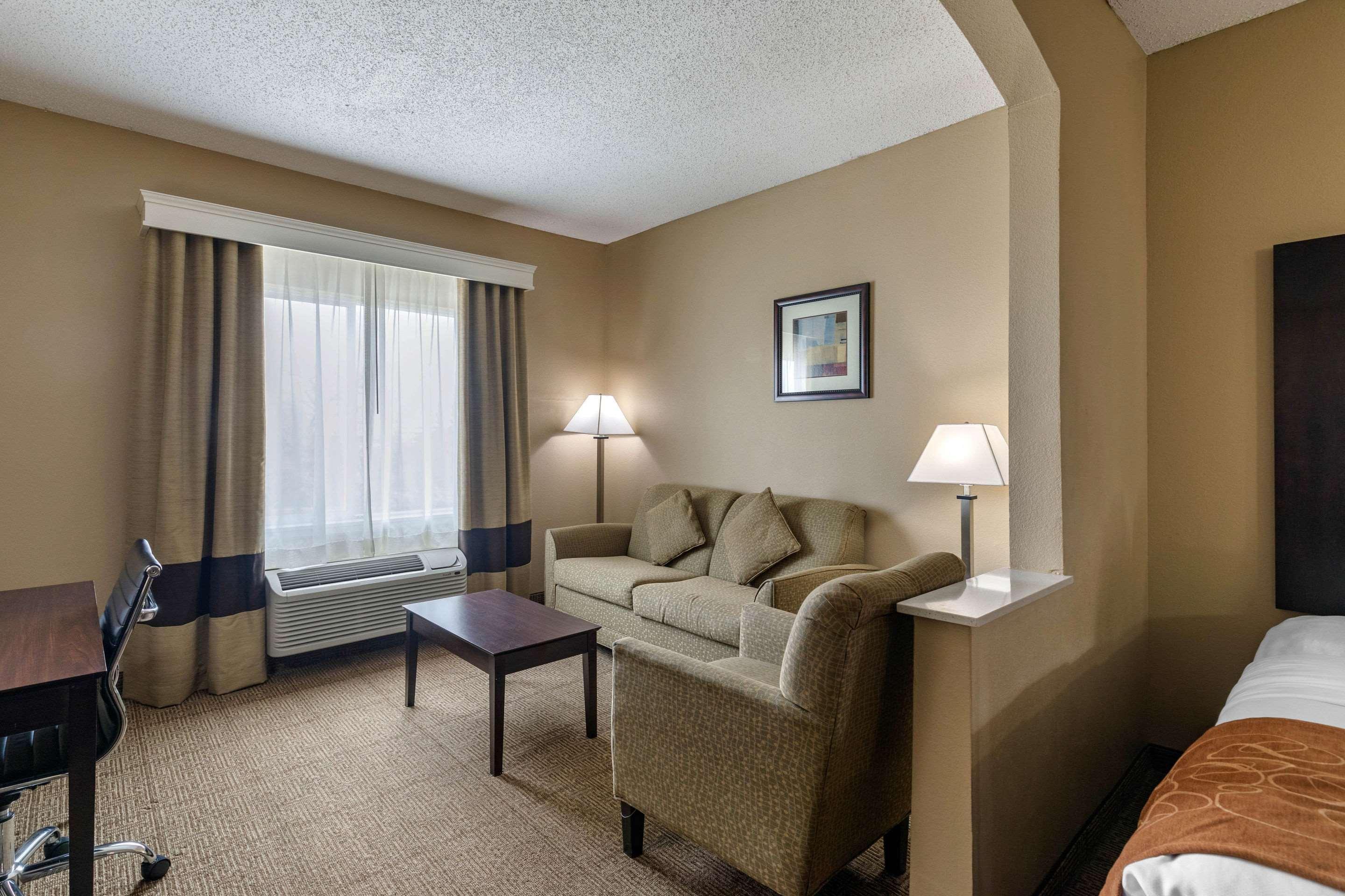 Comfort - Plano West Hotel