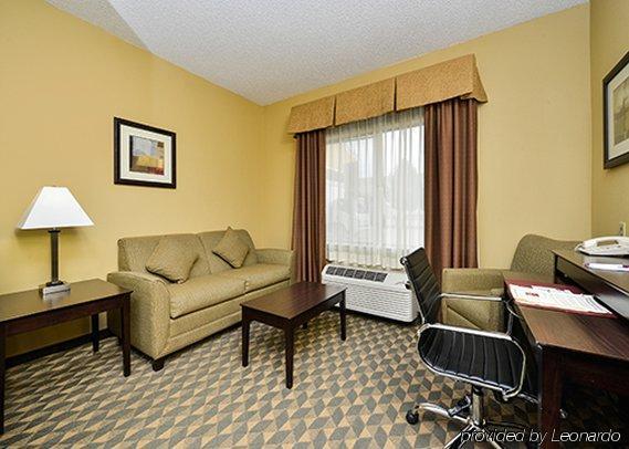 Hotel Comfort - Plano West 3*